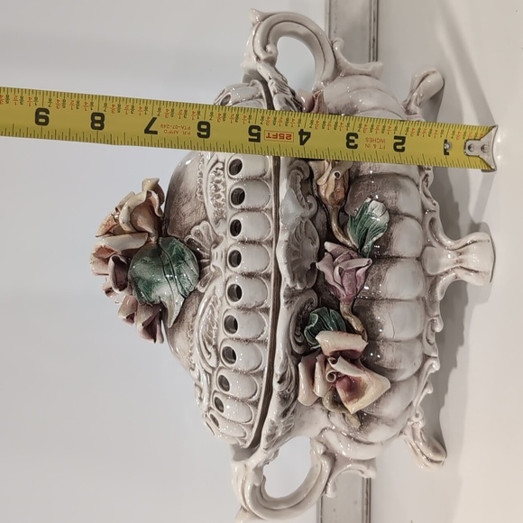 LARGE VINTAGE CAPODIMONTE PORCELAIN SOUP TUREEN BEAUTIFUL - Picture 16 of 16